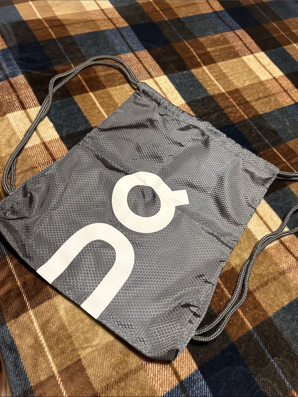 On Lightweight Gray Drawstring Backpack - Picture 5 of 7